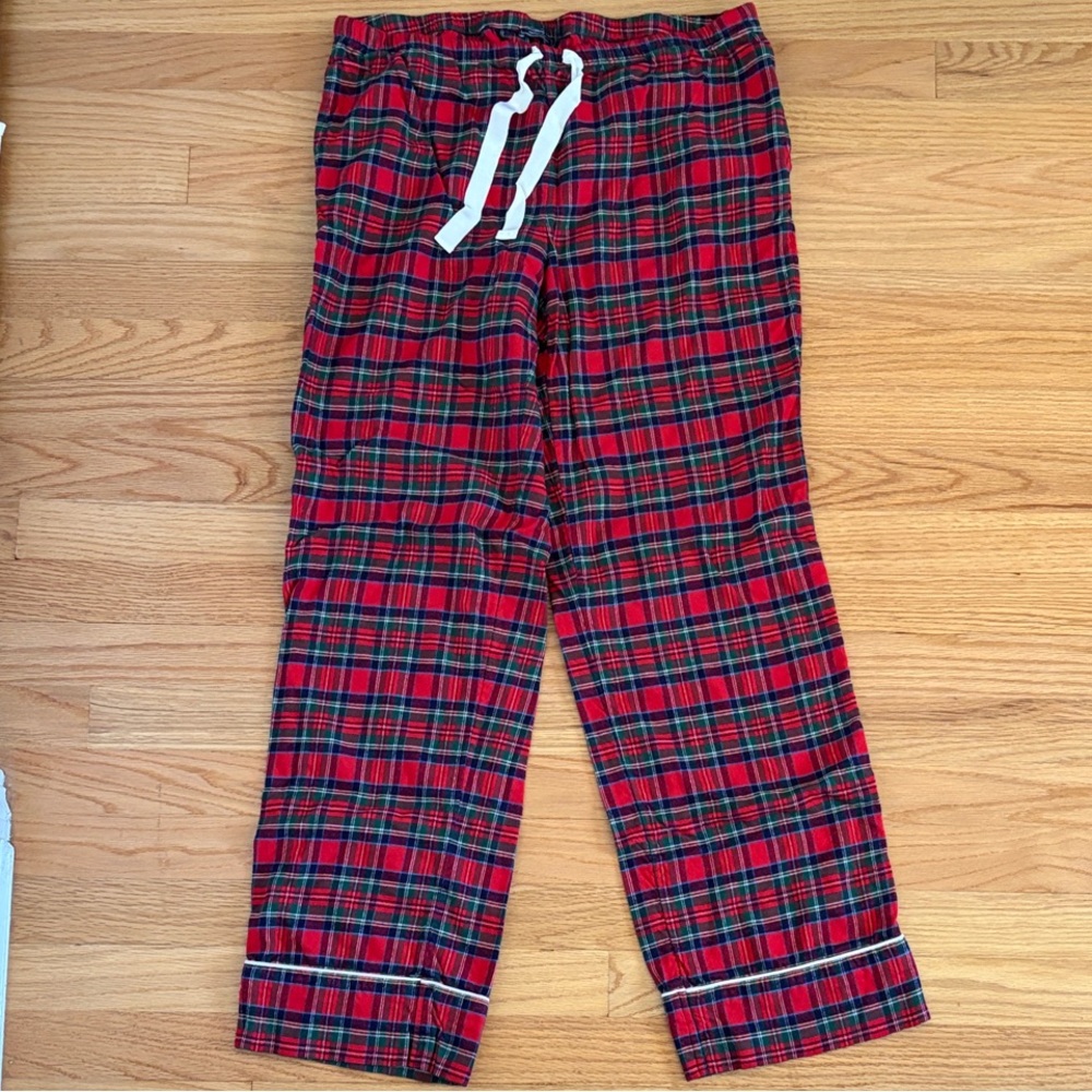 Vineyard Vines Festive Plaid Lounge Pants